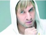 Alin Oprea va canta azi la nunta cumnatului sau