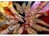 Petrecerea Henna sau petrecerea burlacitelor #1