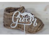 DCOR “GROOM TEAM”Decor nunta cu suport  - recuzita sesiune photo sau pentru aranjamente florale, realizat din lemn, vopsit (conform preferinte).Dimensiuni: 15 x 10 +15 cm - HANDICRAFT ATELIER #10
