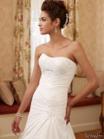 Coafuri si machiaj mirese, primavara-vara 2011 - Mireasa moncheri bridals #1