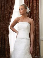 Coafuri si machiaj mirese, primavara-vara 2011 - Mireasa moncheri bridals #10