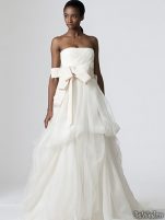 Rochii de mireasa Vera Wang, sezonul primavara - toamna 2010 - Rochie mireasa vera wang #5