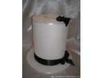 Casuta dar nunta in forma de joben pentru o petrecere eleganta. Cutia Joben este accesorizata cu fundite din organza sau satin. - Cutie Dar la Oferta #1